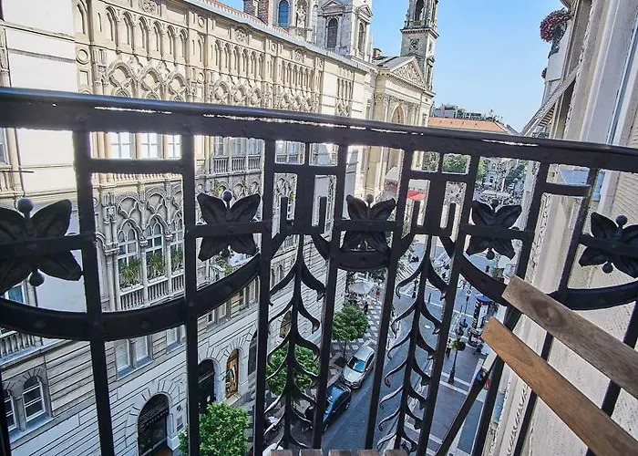 Basilica Royal | * Budapest